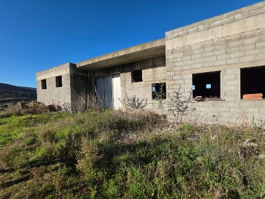 Foto Capannone industriale in PRATO SARDO, Nuoro di 400 m² con 1 locali