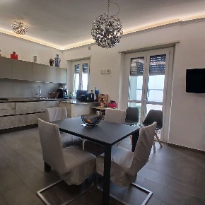 Foto Appartamento in Viale Diaz 2, Chieri Semicentro di 145 m² con 7 locali
