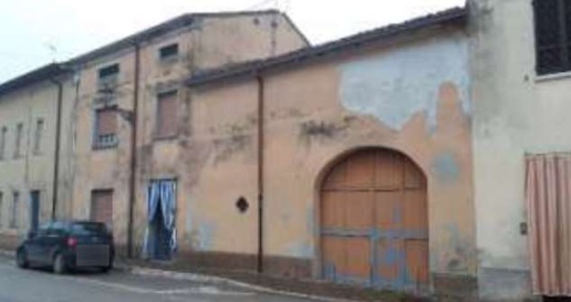 Foto Appartamento in Via Giacomo Matteotti, Mariana Mantovana di 120 m²