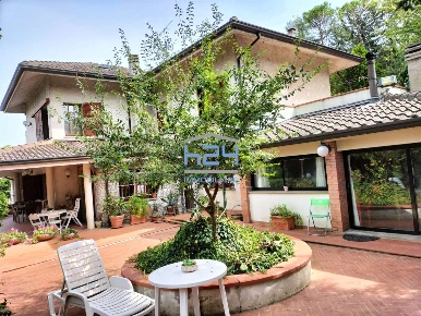 Foto Villa unifamiliare in strada statale marecchiese 81, Verucchio