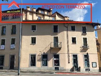 Foto Attico in VIA MAZZINI 30, Pinerolo Centro di 125 m² con 4 locali