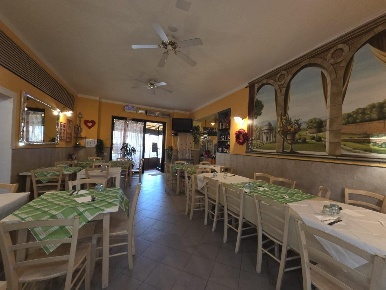 Foto Locale commerciale a Capannori Pieve San Paolo - Santa Margherita