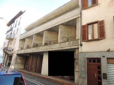 Foto Casa indipendente a Vigevano Centro di 375 m² con 11 locali in vendita