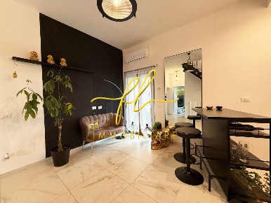 Foto Appartamento a Cecina Cecina Centro di 105 m² con 4 locali in vendita