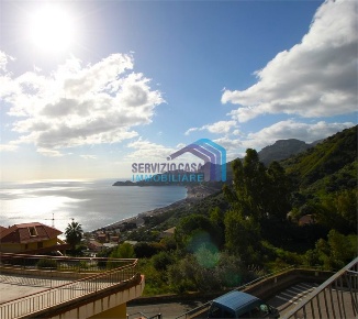 Foto Appartamento in CONTRADA SILLEMI, Letojanni di 50 m² con 3 locali