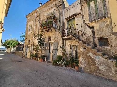 Foto Casa indipendente in Via Alfaterna, Nocera Superiore di 60 m²