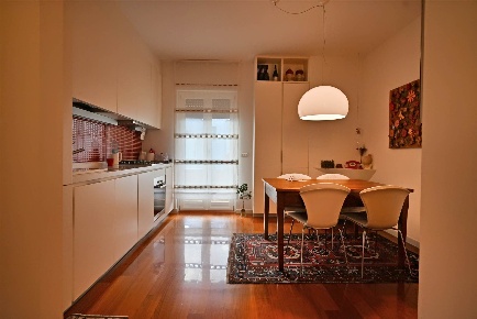 Foto Appartamento in Via Silvio Pellico 2, Putignano di 132 m² con 5 locali