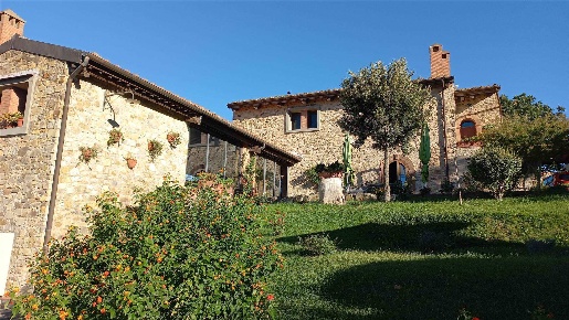 Foto Rustico a Scansano Pancole di 883 m² con 18 locali in vendita