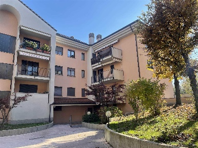 Foto Appartamento in Via Della Cappelletta 24, Carugate di 95 m² in vendita