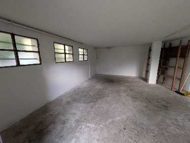 Foto Magazzino a Venezia Marghera - Catene di 26 m² con 1 locali in affitto