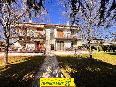 Foto Appartamento in VIA BALLADORO, Povegliano Veronese Centro di 81 m²