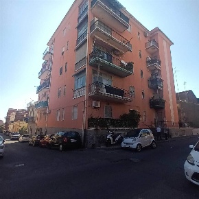 Foto Appartamento in via Faraci 54, Catania Picanello di 64 m² con 2 locali