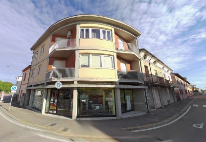 Foto Appartamento in Via Puntiroli 4, Conselice Centro con 4 locali
