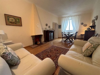 Foto Appartamento in matteotti 18, Osimo Centro di 176 m² con 7 locali