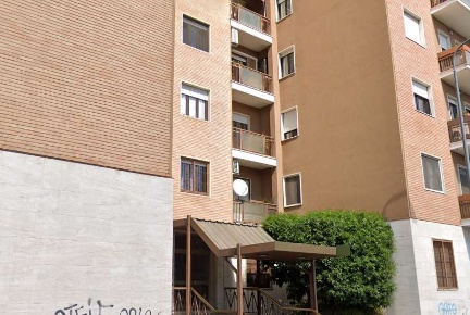 Foto Appartamento in Via Fiuggi, Milano Istria di 74 m² con 4 locali