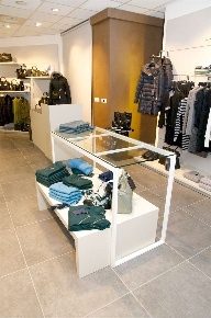 Foto Negozio in Ponte di Rialto, Venezia San Marco di 200 m² con 13 locali