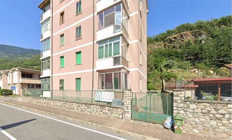 Foto Appartamento in Via Roma 33, Cedegolo di 82 m² con 3 locali all'asta