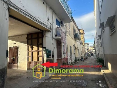 Foto Appartamento in Via Giuseppe Landolfo 5 80028 Grumo Nevano NA Italia,