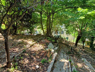 Foto Appartamento in Via Volturno  6, Ancona Cardeto di 150 m² con 6 locali