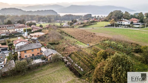 Foto Casa indipendente in Via Delle Motte 117, Ispra Centro di 230 m²