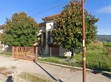 Foto Case indipendenti in Via Isonzo 27, Cordignano Centro di 726 m²