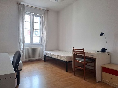 Foto Appartamento in Via Rosmini, Trento Semicentro di 65 m² con 3 locali