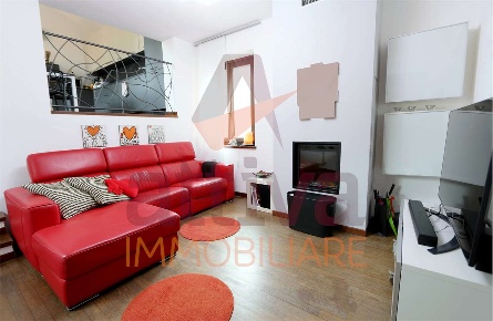 Foto Casa indipendente a Castelfidardo di 124 m² con 5 locali in vendita