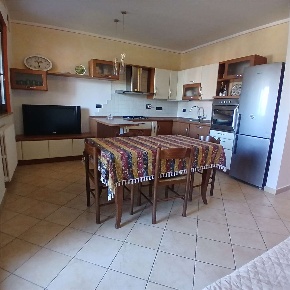 Foto Appartamento in Str. Andezeno  79, Chieri Semicentro di 60 m²