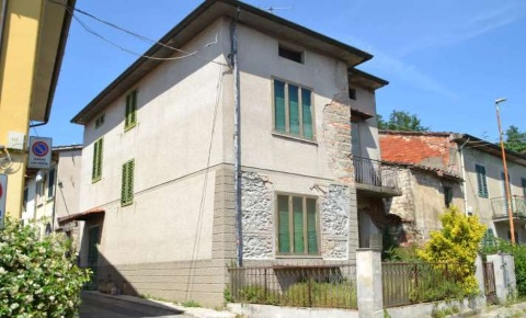 Foto Case indipendenti in Via del Poggiolo, Prato Figline di 150 m²