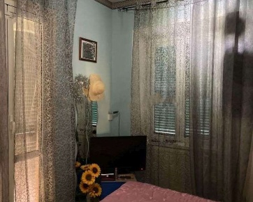 Foto Appartamento in Viale Giulio Venzi 34, Cave Centro di 87 m² all'asta