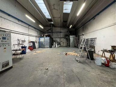 Foto Capannone industriale in via Grandi 28, Cantù Sant'Antonio di 240 m²