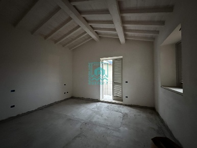 Foto Villa unifamiliare a Camaiore Camaiore Paese di 140 m² con 6 locali