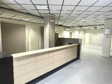 Foto Ufficio a Pistoia Pistoia Ovest di 550 m² con 18 locali in affitto