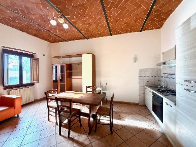 Foto Appartamento a Pistoia Centro Storico di 92 m² con 4 locali in vendita