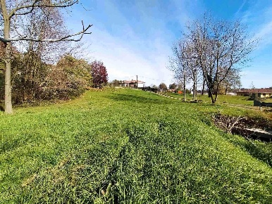 Foto Terreno edificabile in Via Monte Rosa 8, Paruzzaro Centro di 1670 m²