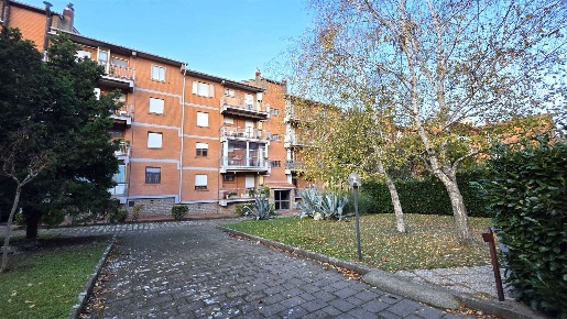 Foto Appartamento in Via dei Monti Cimini  71, Viterbo di 100 m² in vendita