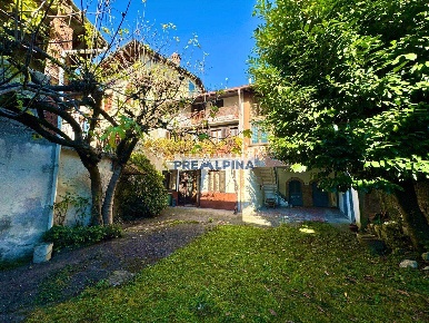Foto Casa indipendente in via morandi 29, Vertova Centro di 90 m²