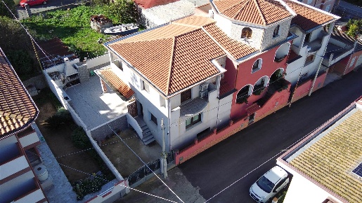 Foto Villa a schiera a Bari Sardo Centro di 130 m² con 5 locali in vendita