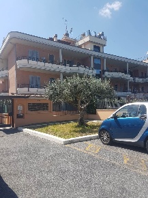 Foto Appartamento in VIA RESUTTANO 34, Roma Borghesiana di 110 m²