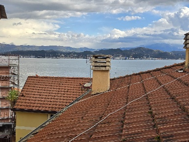 Foto Appartamento in Via Alloria 1, Portovenere Fezzano di 85 m² in vendita