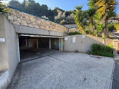 Foto Posti auto in Via Punta Tacuara 220, Laigueglia di 22 m² con 1 locali