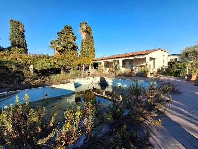 Foto Villa unifamiliare in Via per Floridia, Siracusa Belvedere - Tremmilia