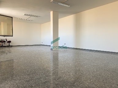 Foto Ufficio in SP231, Modugno di 156 m² con 2 locali in affitto