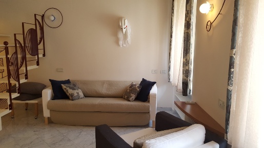 Foto Appartamento a Sarzana Centro di 68 m² con 4 locali in affitto