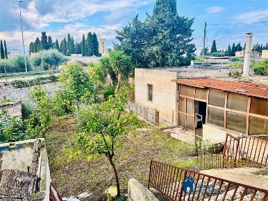 Foto Casa indipendente a Bari Ceglie del Campo di 50 m² con 2 locali