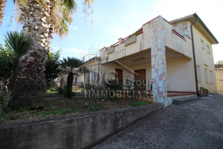 Foto Villa unifamiliare a Alcamo Alcamo Marina di 180 m² con 7 locali