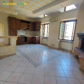 Foto Appartamento in viale risorgimento, Palombara Sabina di 110 m²