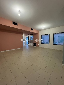 Foto Ufficio in VIA DEL COMMERCIO, Castelfranco Veneto di 180 m² in affitto