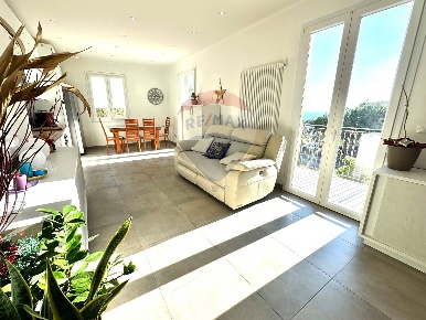 Foto Appartamento in Via Delle Ferriere, Savona Legino, Zinola, Fornaci