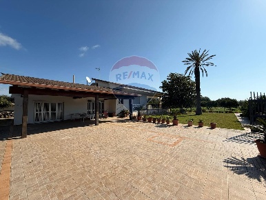 Foto Villa singola in Via Roma Marina di Modica, Modica Marina di Modica